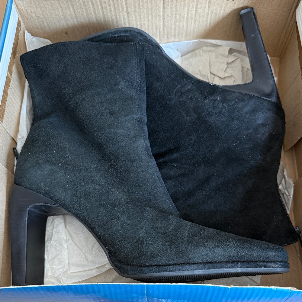 Chic Black Suede Heeled Boots for Women